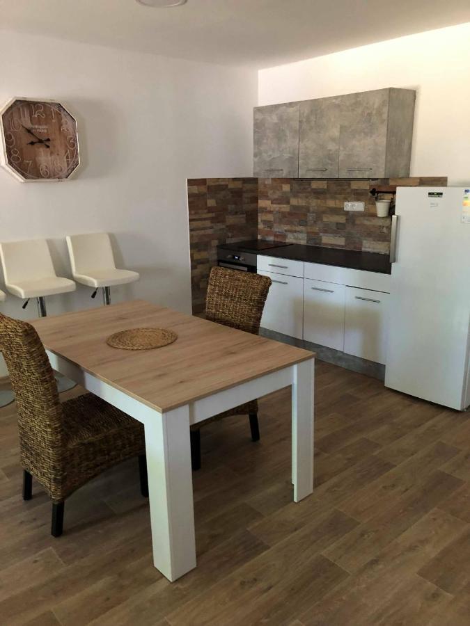 Litoměřice Apartmany Doris מראה חיצוני תמונה