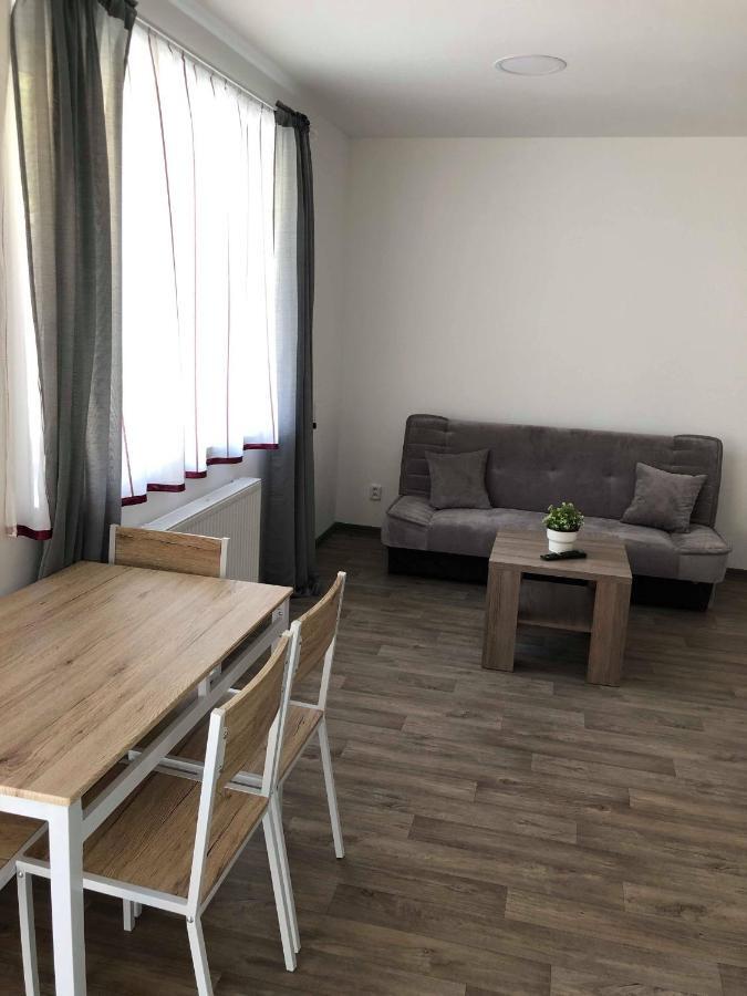 Litoměřice Apartmany Doris מראה חיצוני תמונה